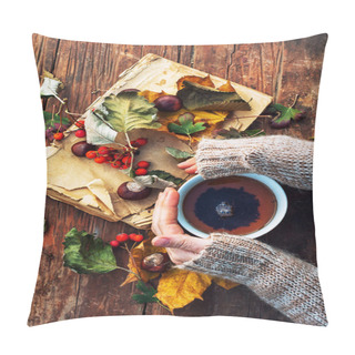 Personality  Female Hand With A Mug Of Warm Autumn Tea Pillow Covers