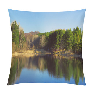 Personality  Mountain Lake, Autumn Shot Pillow Covers