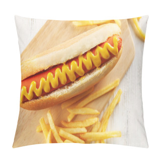 Personality  Hot Dog With Fried Potatoes Pillow Covers