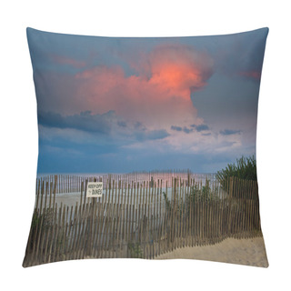 Personality  Beach Sunset And Thunderhead Pillow Covers