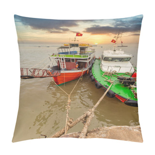 Personality  Cat Ba To Hai Phong Transfer 0speedboats Anchored At Bn Ph Gt Peer. Pillow Covers
