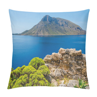 Personality  Remote Volcanic Island Pillow Covers