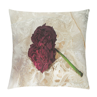 Personality  Withered Rose Pillow Covers