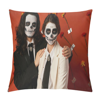 Personality  Scary Man Hugging Shoulders Of Woman In White Suit, Dia De Los Muertos Couple On Red Floral Backdrop Pillow Covers