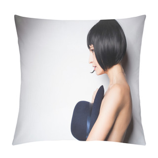 Personality  Mysterious Woman Who Covers Her Breasts With A Hat Pillow Covers
