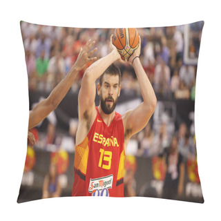 Personality  A Coruna, Spain. Marc Gasol Shooting For The Basket During The Friendly Basketball Match Between Spain And Canada At The Coliseum In A Coruna On August 6, 2014 Pillow Covers