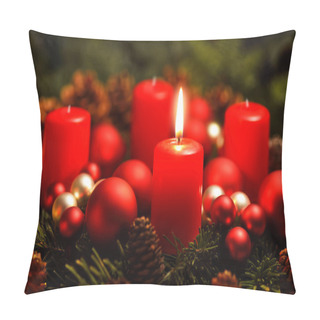 Personality  Advent Wreath With One Burning Candle Pillow Covers