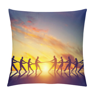Personality  Groups Of People Pulling Line Pillow Covers