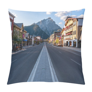 Personality  Scenic View Of Banff Townsite Pillow Covers