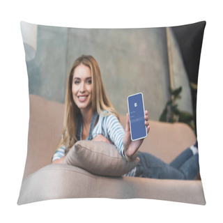 Personality  Selective Focus Of Smartphone With Facebook In Hand Of Beautiful Woman Pillow Covers