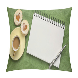 Personality  Blank Spiral Art Sketchbook With Heart Cookies Pillow Covers