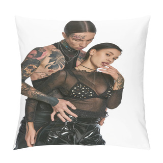 Personality  A Young Man And Woman, Stylishly Dressed And Tattooed, Posing Together In A Studio Against A Grey Background. Pillow Covers