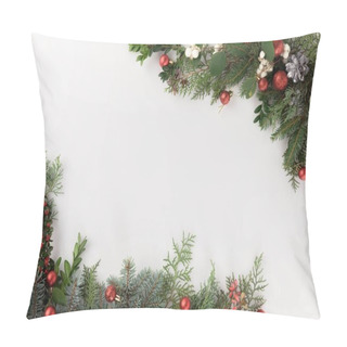 Personality  Christmas Frame Made Of Fir Branches Pillow Covers