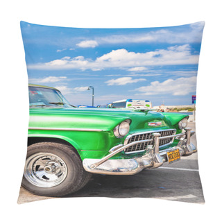 Personality  Classic American Car Parked In Havana Pillow Covers