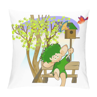 Personality  Little Leprechaun With A Birdhouse Pillow Covers
