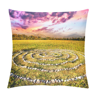 Personality  Stone Spiral Pillow Covers