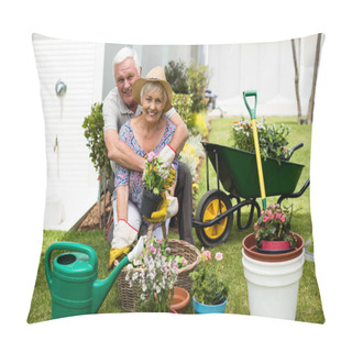 Personality  Portrait Of Senior Couple Embracing Each Other Pillow Covers