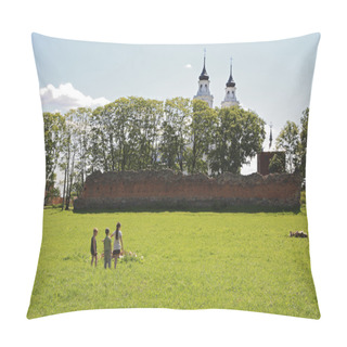 Personality  Three Children On Field By Livonia Order Castle Ruins And Church Pillow Covers