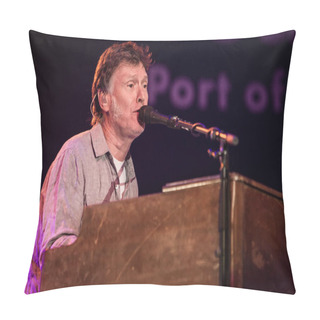 Personality  Steve Winwood Performing On Stage During North Sea Jazz Music Festival  Pillow Covers