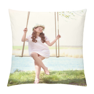 Personality  Young Woman On Swing   Pillow Covers
