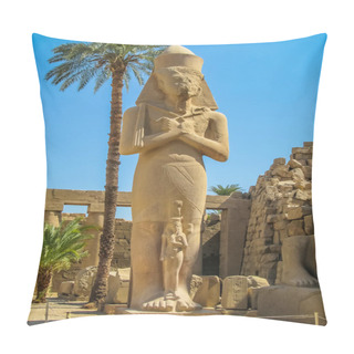 Personality  Pharaoh Statue In Anscient Temple Of Karnak In Luxor - Ruined Thebes Egypt Pillow Covers