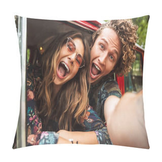 Personality  Photo Of Happy Hippie Couple Smiling, And Showing Peace Sign Whi Pillow Covers