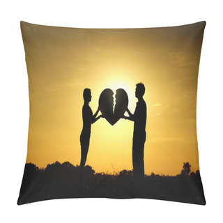 Personality  Difficult Love And Relationship Concept Pillow Covers
