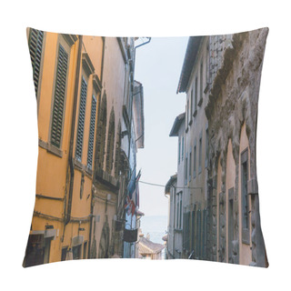 Personality  Urban Scene With Beautiful Buildings And Narrow Street, Tuscany, Italy Pillow Covers