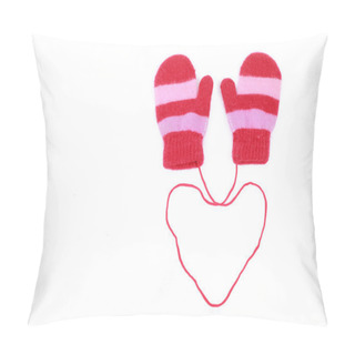 Personality  Mittens An A Heart Of String Pillow Covers