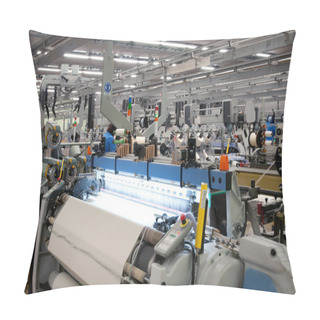 Personality  Textile Industry - Weaving And Warping Pillow Covers