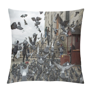 Personality  Flock Of Flying Pigeons Pillow Covers