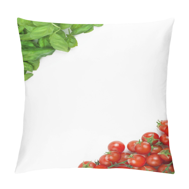 Personality  The Italian flag made up of fresh vegetables pillow covers
