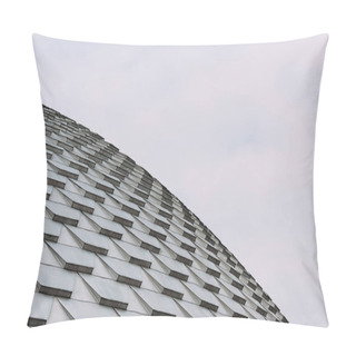 Personality  Low Angle View Of Geometric Pattern On Roof Of Building Pillow Covers