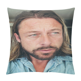 Personality  Selfie Of Young Man Pillow Covers