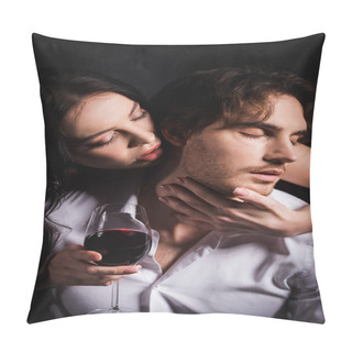 Personality  Passionate Woman With Glass Of Red Whine Embracing Man In White Shirt On Dark Background Pillow Covers