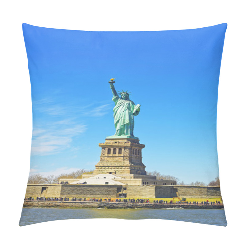 Personality  Statue of Liberty Island in Upper Bay pillow covers