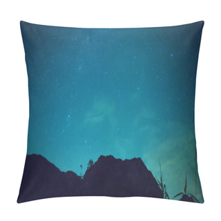 Personality  Timelapse - Rivers, Mountain Stars, Zodiacal Light And The Milky Way On A Beautiful Blue Night In New Day. Video. Stone Lake With Night Sky, Time Lapse. Stone River With Starry Milky Way Galaxy Pillow Covers