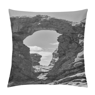 Personality  Monochrome Photo Of Landscape Scene From Arches National Park, Utah Pillow Covers