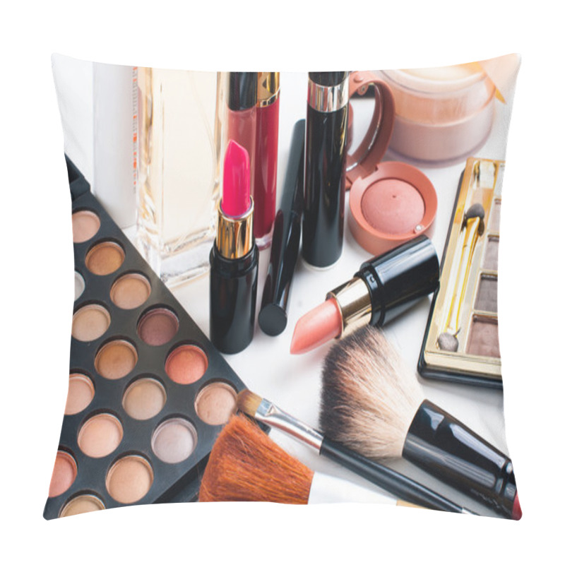 Personality  Makeup and cosmetics set pillow covers