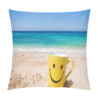 Personality  Happy Face Mug On The Beach Pillow Covers