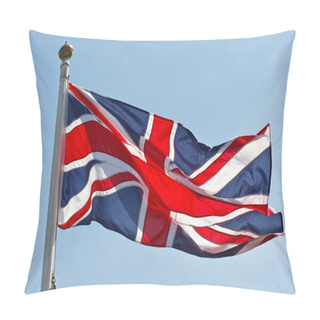 Personality  British Flag On Flagpole Pillow Covers