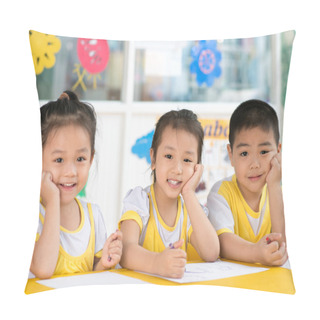 Personality  Boy And Girls Sitting In The Kindergarten Pillow Covers