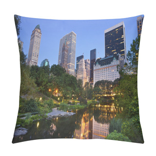Personality  Central Park And Manhattan Skyline. Pillow Covers