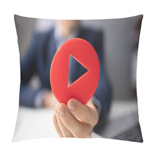 Personality  Close-up Of A Man's Hand Holding Red Play Icon Pillow Covers
