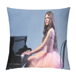 Personality  Portrait Of Woman With Grand Piano Pillow Covers