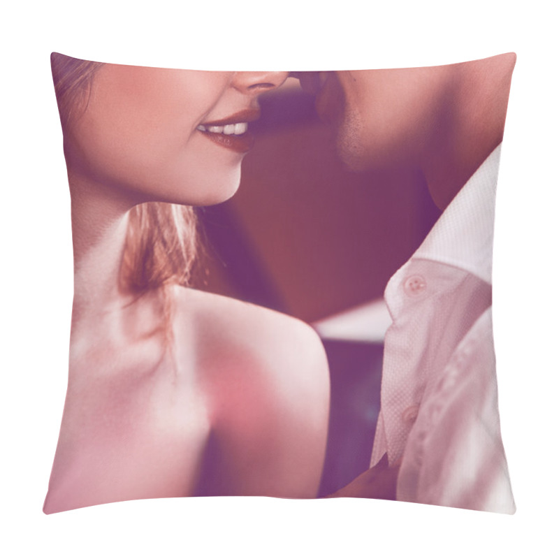 Personality  Square photo of couple kissing each others. without eyes only li pillow covers