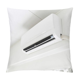 Personality  Japanese-made Air Conditioner Working Indoors Pillow Covers