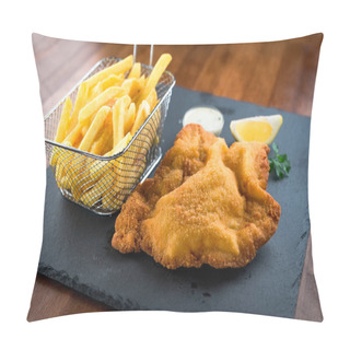 Personality  Wiener Schnitzel With Fried Potatoe Pillow Covers