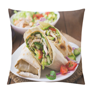 Personality  Fresh Tortilla Wraps With Chicken And Fresh Vegetables On Plate Pillow Covers