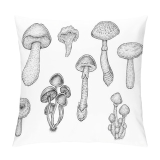 Personality  Collection Of Black And White Hand Drawn Mushrooms Pillow Covers